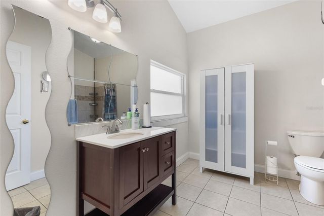 9858 BALMORAL CIRCLE, Orlando, FL 32817