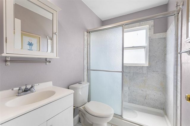 9858 BALMORAL CIRCLE, Orlando, FL 32817