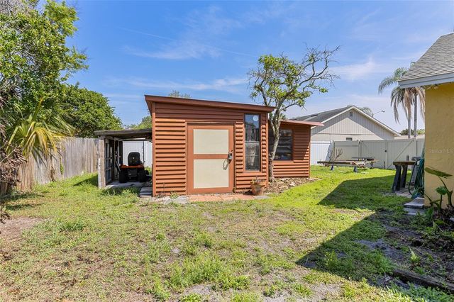 9858 BALMORAL CIRCLE, Orlando, FL 32817