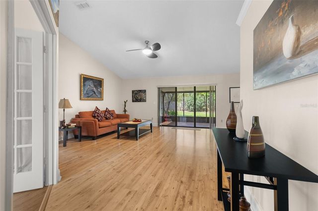 9858 BALMORAL CIRCLE, Orlando, FL 32817