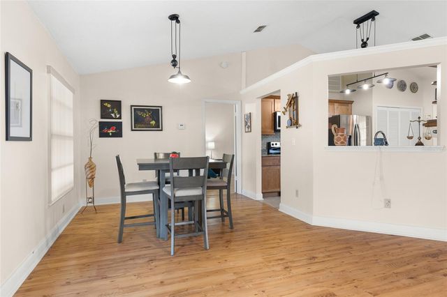 9858 BALMORAL CIRCLE, Orlando, FL 32817