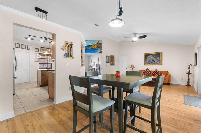 9858 BALMORAL CIRCLE, Orlando, FL 32817