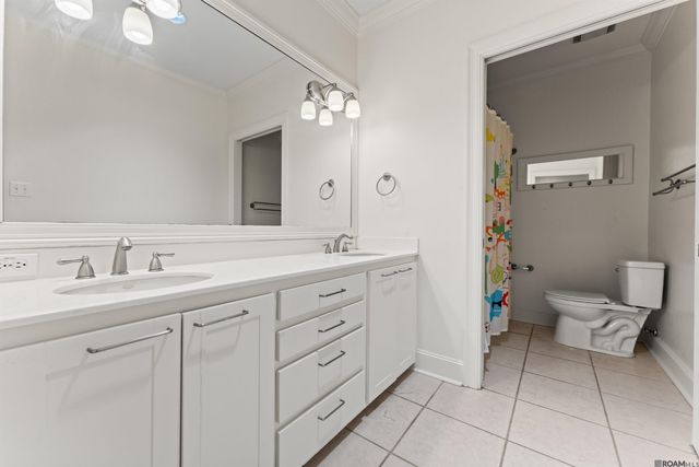 231 Grand Lakes Dr, Baton Rouge, LA 70810