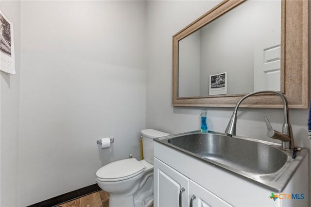 655 Cascade Trail, San Marcos, TX 78666