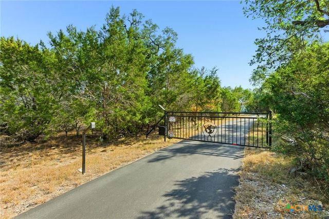 655 Cascade Trail, San Marcos, TX 78666