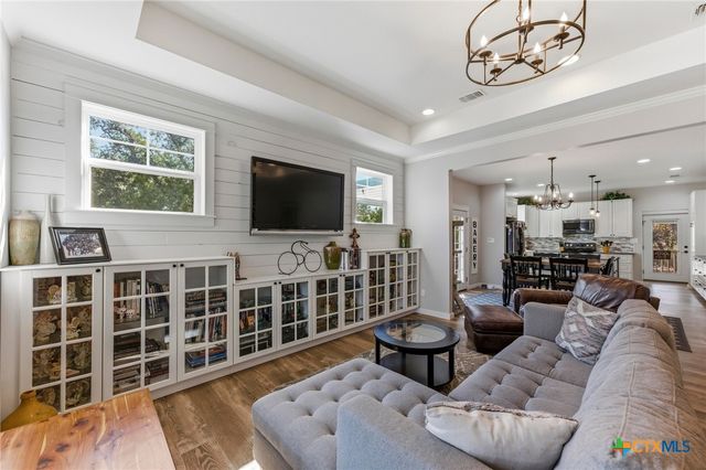 655 Cascade Trail, San Marcos, TX 78666