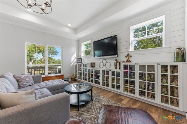 655 Cascade Trail, San Marcos, TX 78666