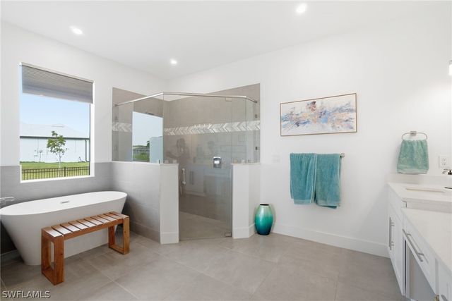 2522 NW 1st TER, Cape Coral, FL 33993