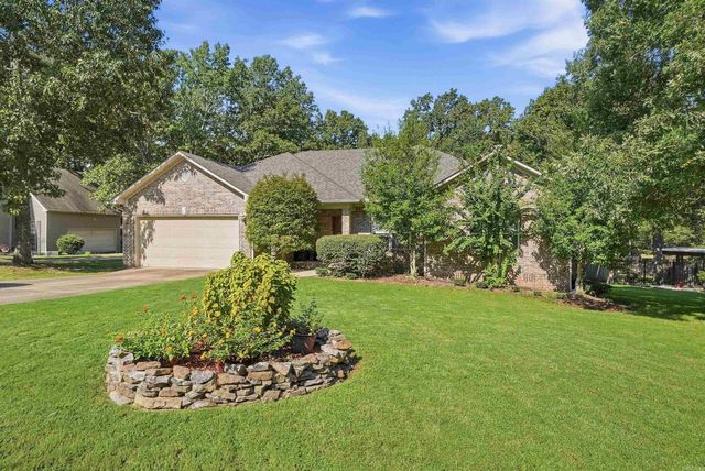 19614 Hunters Woods Drive, Little Rock, AR 72210