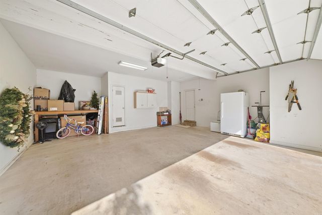 19614 Hunters Woods Drive, Little Rock, AR 72210