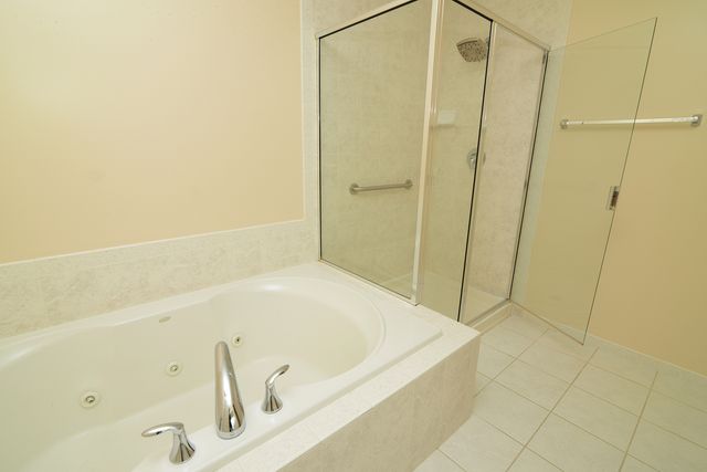 205 Taylor Court, Buffalo Grove, IL 60089