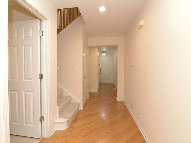 205 Taylor Court, Buffalo Grove, IL 60089