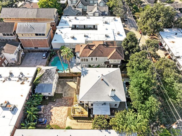222 Marshall Street, Houston, TX 77006