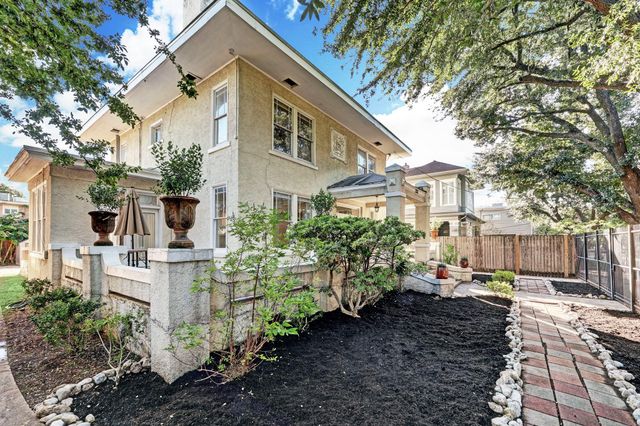 222 Marshall Street, Houston, TX 77006