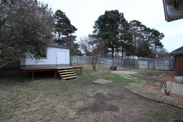 2092 Rana Park, Flint, TX 75762