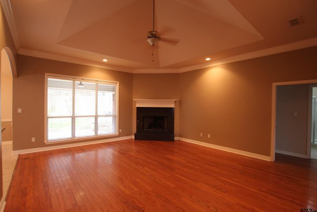 2092 Rana Park, Flint, TX 75762