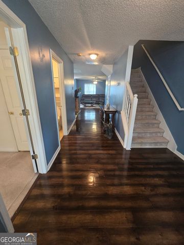6109 Hickory Lane Drive, Union City, GA 30291