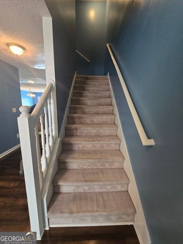 6109 Hickory Lane Drive, Union City, GA 30291