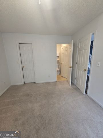 6109 Hickory Lane Drive, Union City, GA 30291