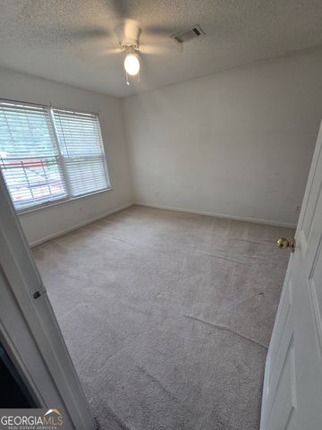 6109 Hickory Lane Drive, Union City, GA 30291