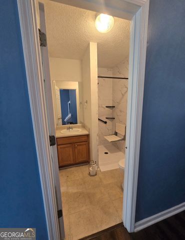 6109 Hickory Lane Drive, Union City, GA 30291