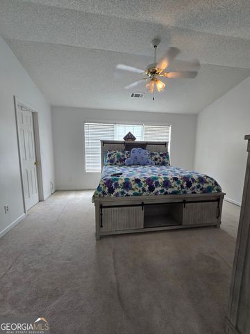 6109 Hickory Lane Drive, Union City, GA 30291