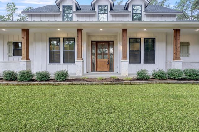 126 Fluorite Court, Huntsville, TX 77340