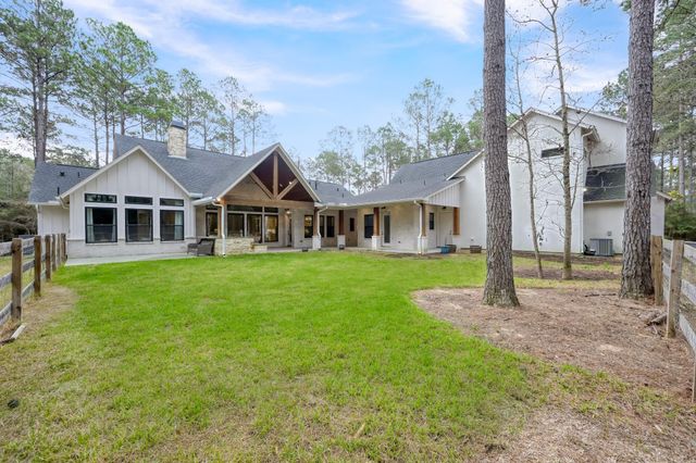 126 Fluorite Court, Huntsville, TX 77340