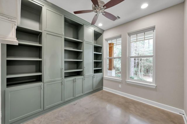 126 Fluorite Court, Huntsville, TX 77340