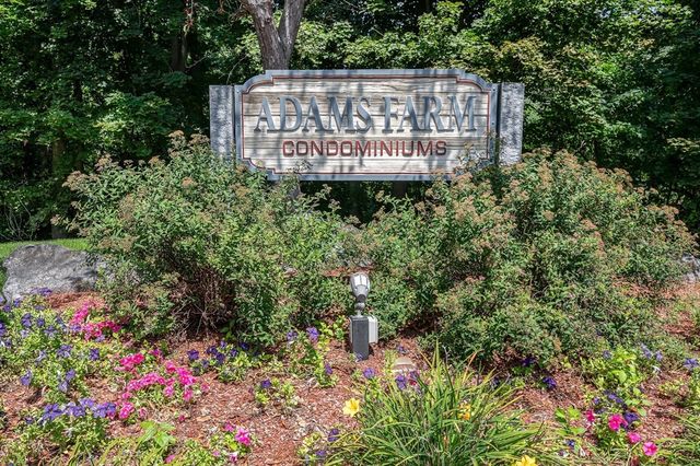 11 Kennedy Drive 11, Chelmsford, MA 01863