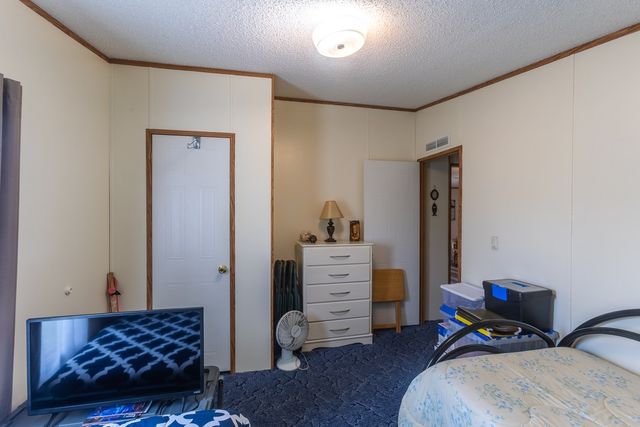 119 Fred Rd, Bon Aqua, TN 37025