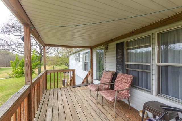119 Fred Rd, Bon Aqua, TN 37025