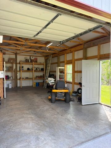 119 Fred Rd, Bon Aqua, TN 37025