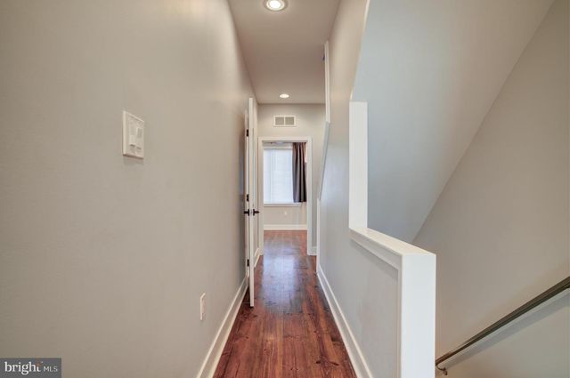 2526 E ALBERT ST, Philadelphia, PA 19125