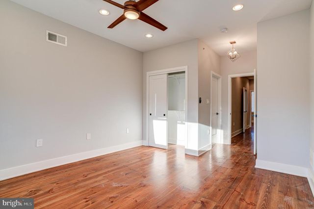 2526 E ALBERT ST, Philadelphia, PA 19125