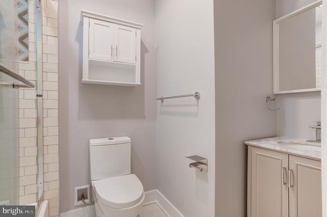 2526 E ALBERT ST, Philadelphia, PA 19125