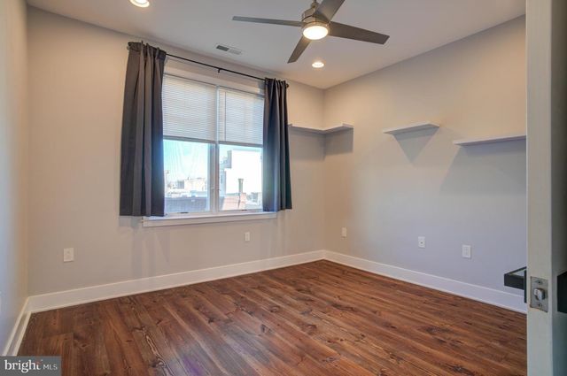 2526 E ALBERT ST, Philadelphia, PA 19125