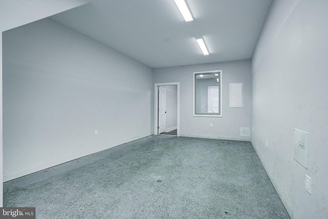 2526 E ALBERT ST, Philadelphia, PA 19125