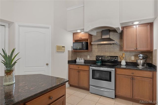 6052 N Pueblo Terrace, Beverly Hills, FL 34465