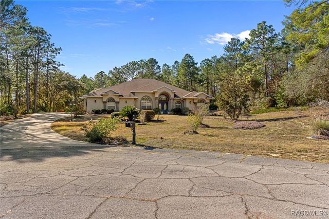 6052 N Pueblo Terrace, Beverly Hills, FL 34465