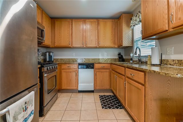 136 Bishop Hill Road, Johnston, RI 02919