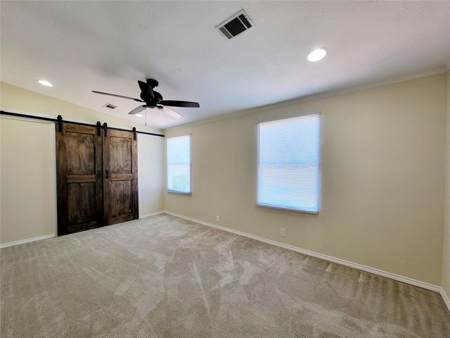 305 Paddock 7, Willis, TX 77378