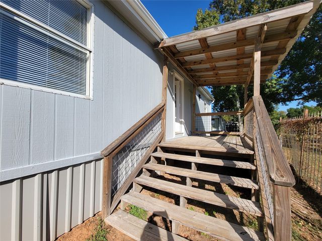 305 Paddock 7, Willis, TX 77378