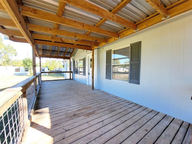 305 Paddock 7, Willis, TX 77378