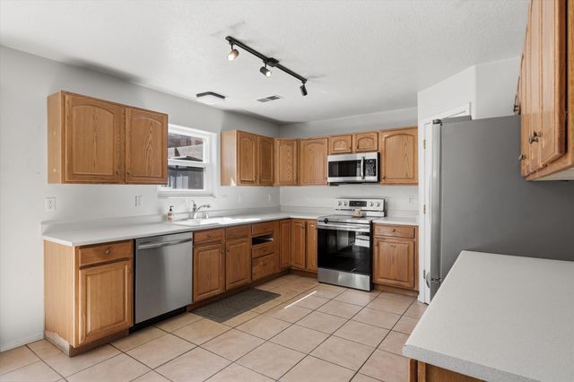 4700 Apollo Court NW, Albuquerque, NM 87120