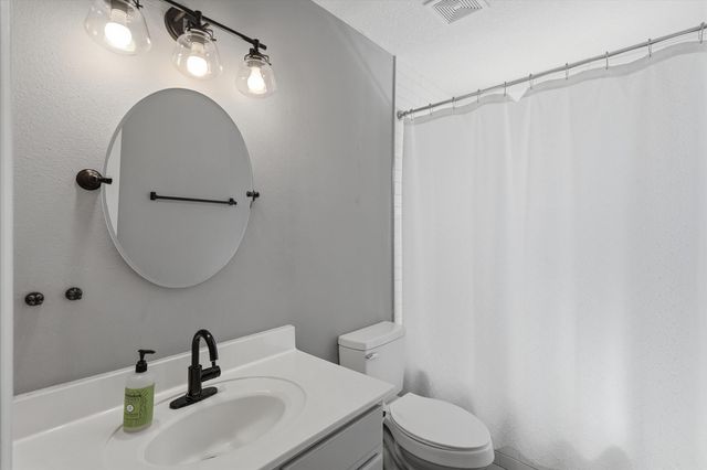 4700 Apollo Court NW, Albuquerque, NM 87120