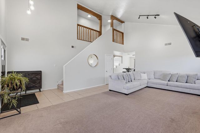 4700 Apollo Court NW, Albuquerque, NM 87120