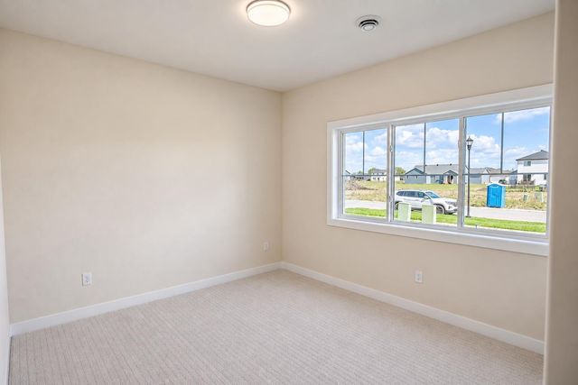 10235 Concord Drive S, Horace, ND 58047
