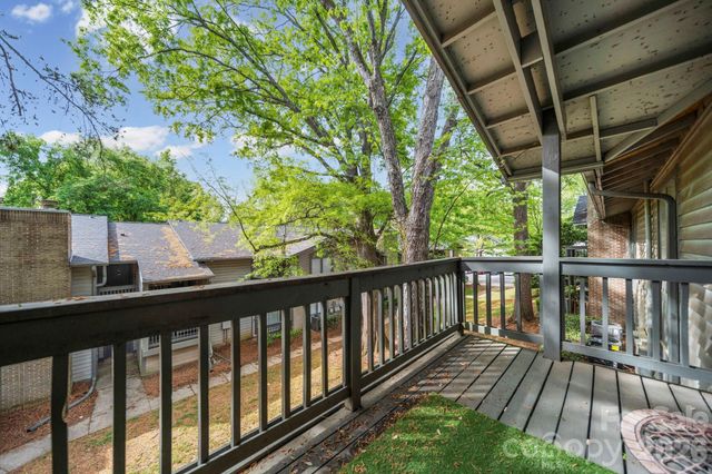 5026 Sardis Road, Charlotte, NC 28270