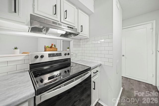 5026 Sardis Road, Charlotte, NC 28270